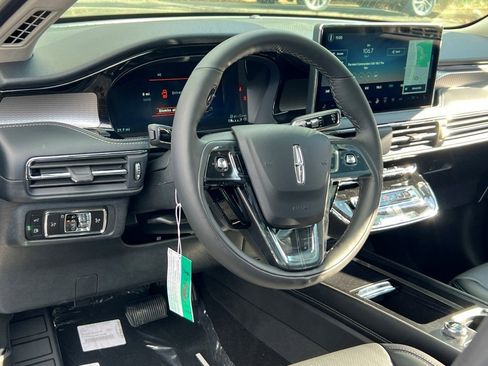 New 2026 Lincoln Corsair Grand Touring image 16