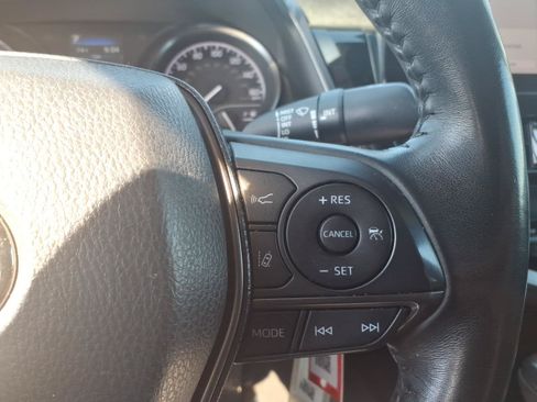 Used 2023 Toyota Camry SE FWD image 20