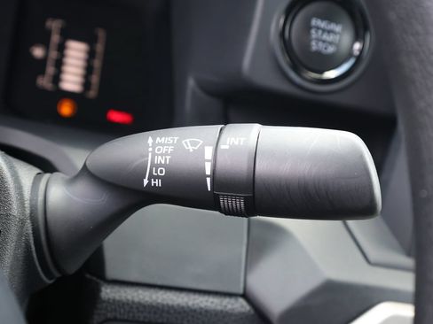 Used 2025 Toyota Tacoma SR RWD image 33