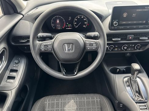 Used 2024 Honda HR-V LX image 30