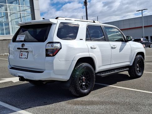 Certified 2020 Toyota 4Runner SR5 Premium w/ Moonroof Package image 6