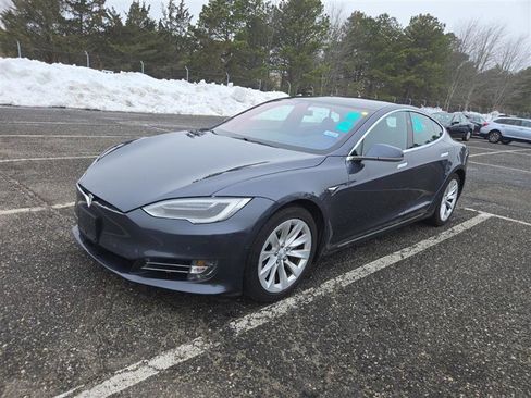 Used 2018 Tesla Model S 75D image 4
