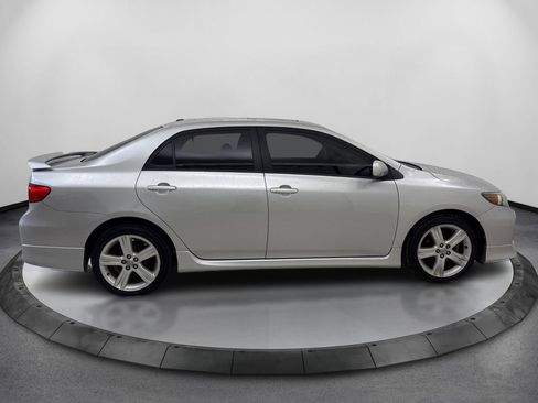 Used 2013 Toyota Corolla S w/ Premium Pkg FWD image 4