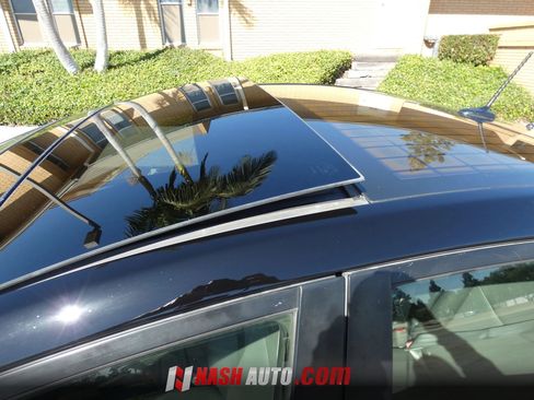 Used 2014 Toyota Prius Four w/ Solar Roof Package FWD image 21