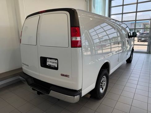 Used 2021 GMC Savana 3500 Extended w/ Driver Convenience Package RWD image 40