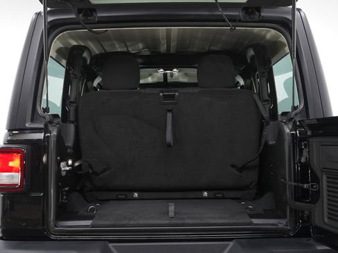 Used 2023 Jeep Wrangler Sport AWD/4WD image 22