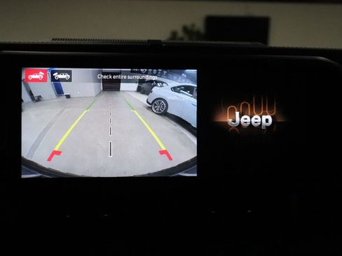 Used 2024 Jeep Wrangler High Altitude image 14