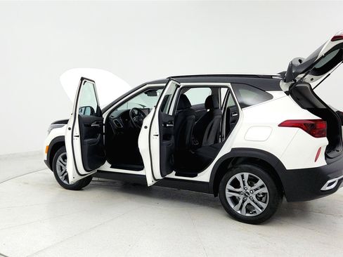 Used 2023 Kia Seltos S FWD image 29