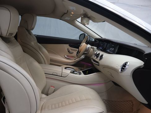 Used 2017 Mercedes-Benz S 550 Cabriolet image 9