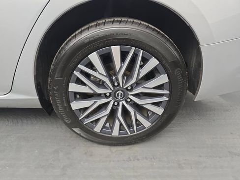 Used 2023 Nissan Altima 2.5 SV AWD/4WD image 16