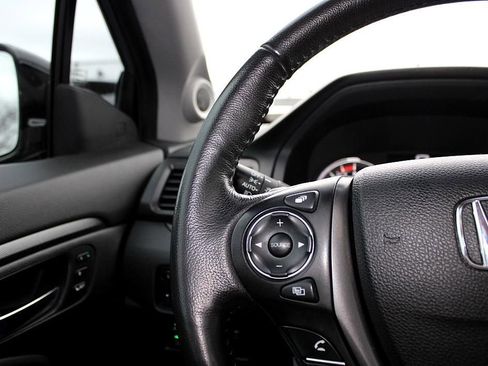 Used 2023 Honda Ridgeline RTL-E image 11