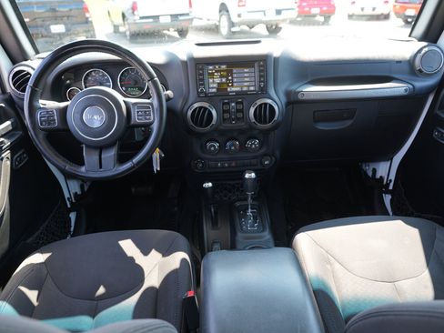 Used 2016 Jeep Wrangler Unlimited Sport w/ Quick Order Package 24S AWD/4WD image 24