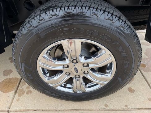 Used 2019 Ford Ranger XLT w/ Equipment Group 301A Mid RWD image 25