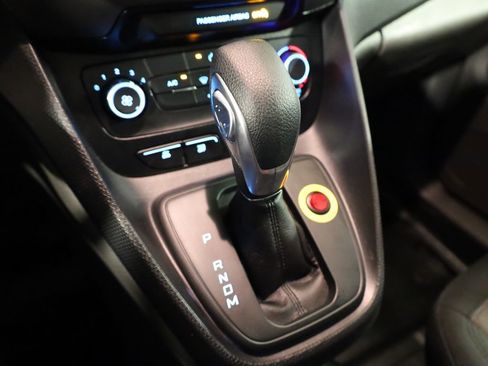 Used 2020 Ford Transit Connect XL image 21