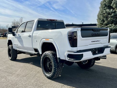 New 2026 GMC Sierra 3500 Denali w/ Denali Reserve Package image 3