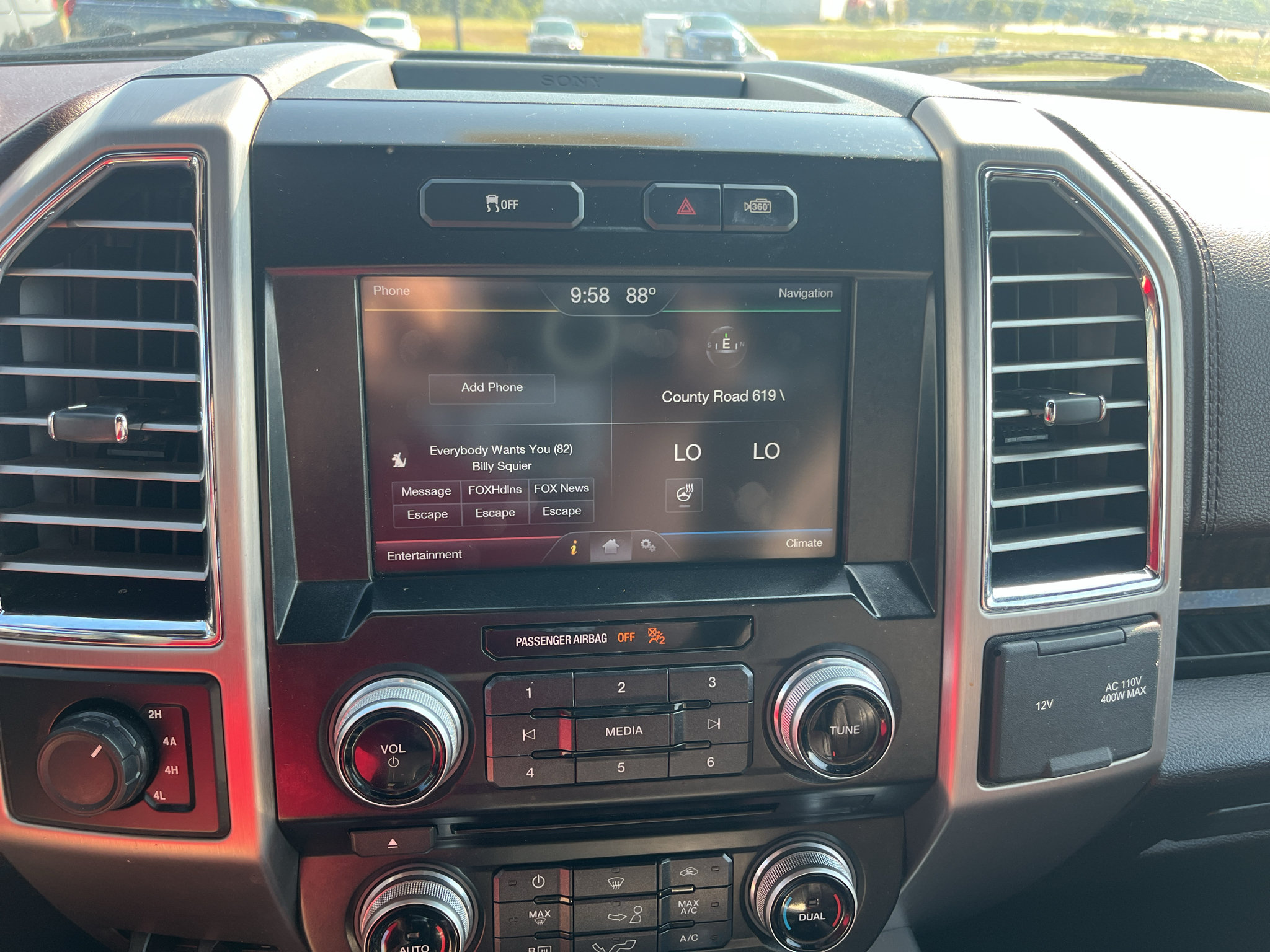 Used 2015 Ford F150 Platinum w/ Technology Package AWD/4WD image 14