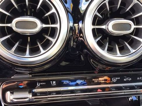 Used 2020 Mercedes-Benz CLA 250 4MATIC image 16