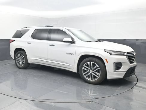 Used 2023 Chevrolet Traverse High Country FWD image 27