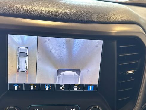 Used 2023 GMC Acadia AT4 w/ Technology Package image 40