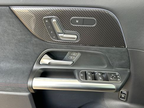 New 2026 Mercedes-Benz GLA 35 AMG 4MATIC image 13