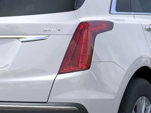 New 2026 Cadillac XT5 Luxury FWD image 11