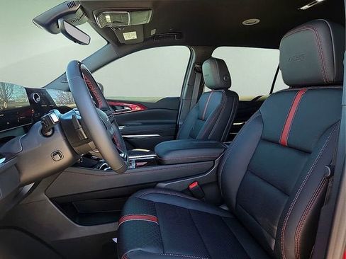 New 2026 Chevrolet Traverse RS FWD image 17