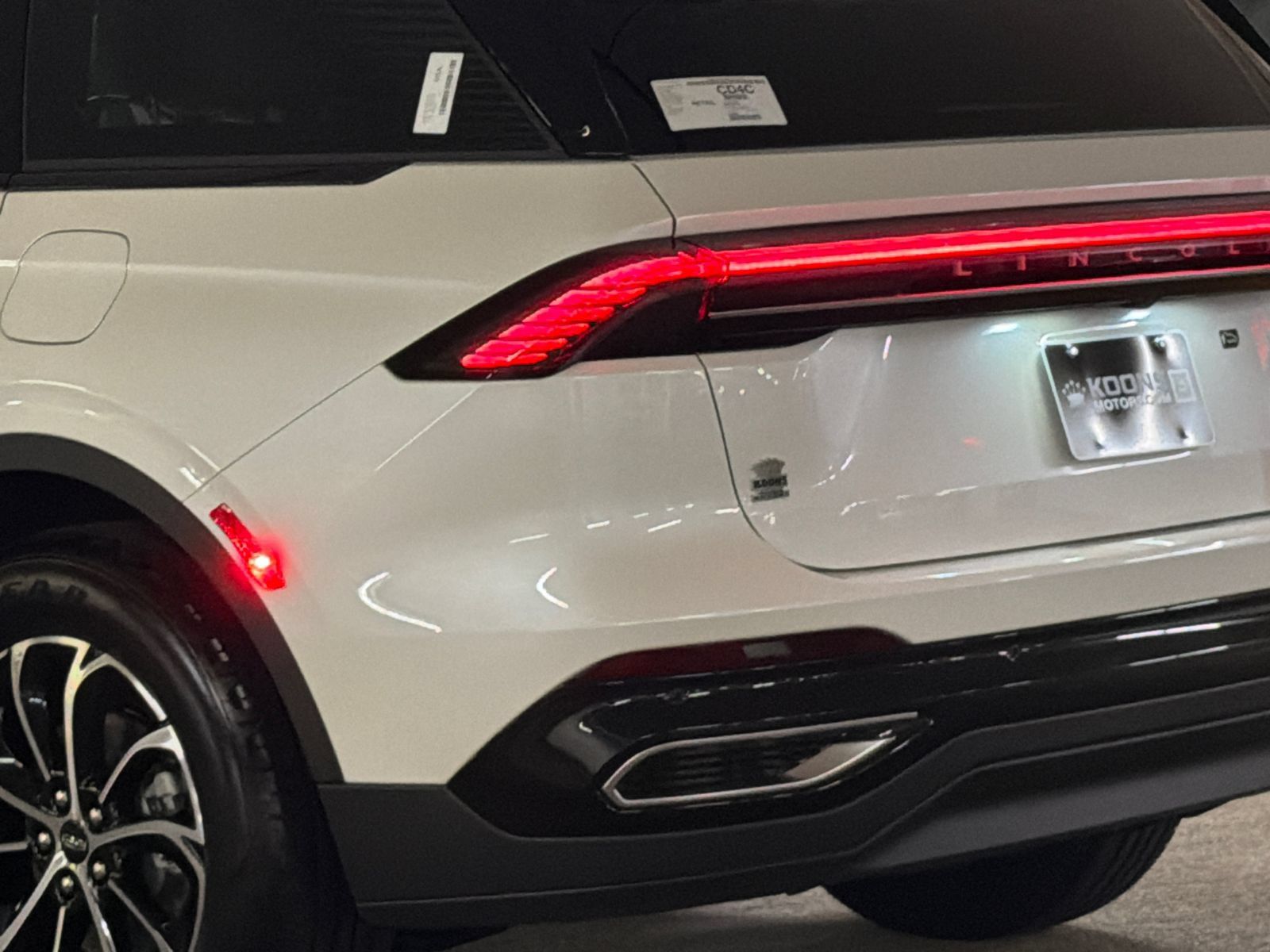 New 2026 Lincoln Nautilus Premier AWD/4WD image 6