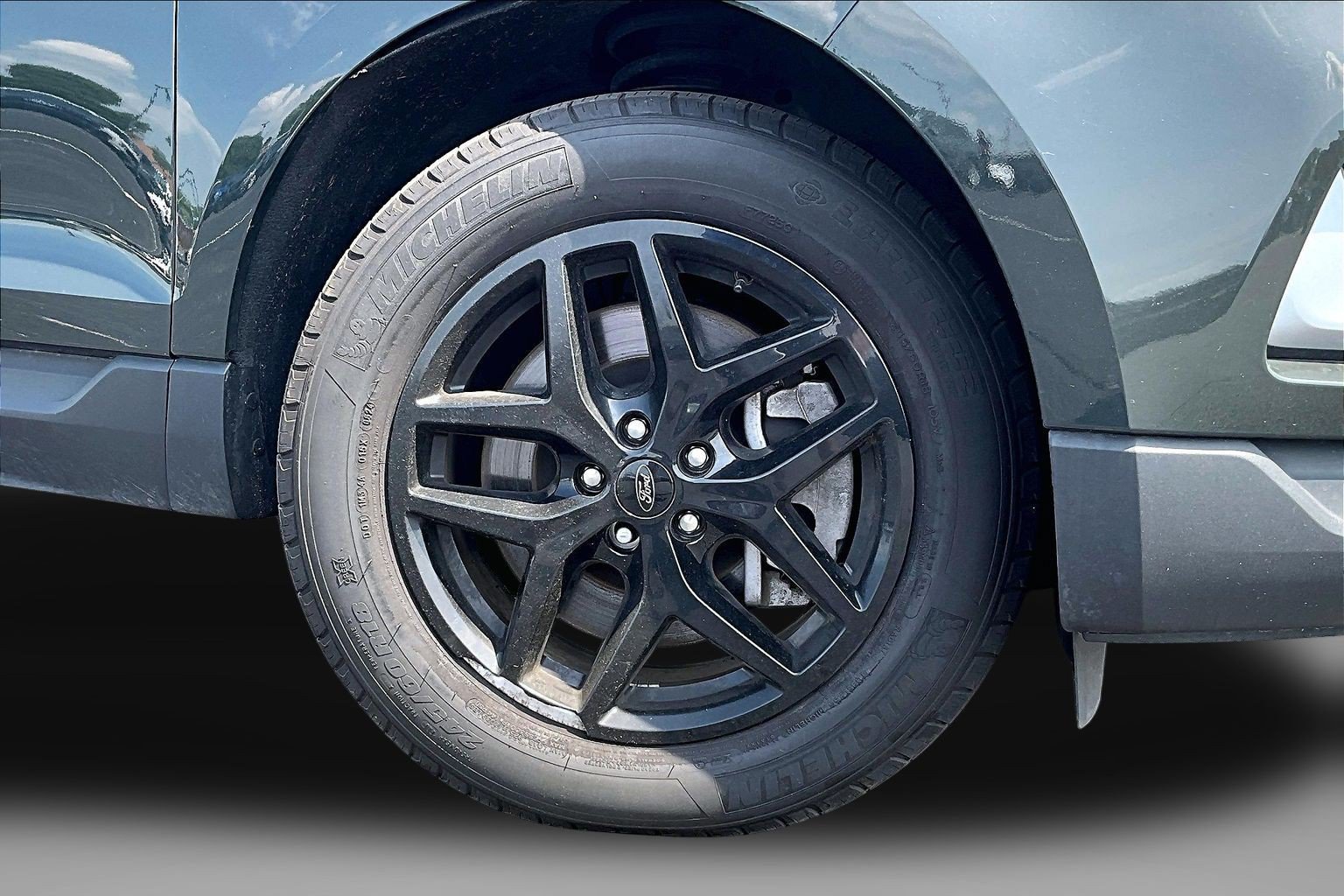 Used 2024 Ford Edge SEL AWD/4WD image 9