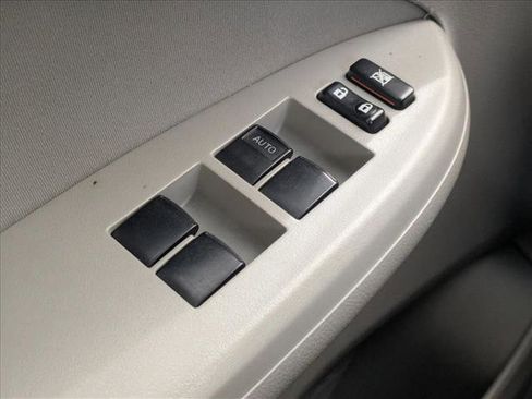 Used 2009 Toyota Corolla LE image 15