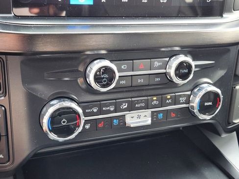 New 2026 Ford F350 Lariat image 19