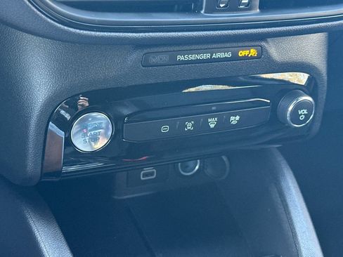 Used 2025 Ford Escape ST-Line w/ Equipment Group 301A FWD image 27