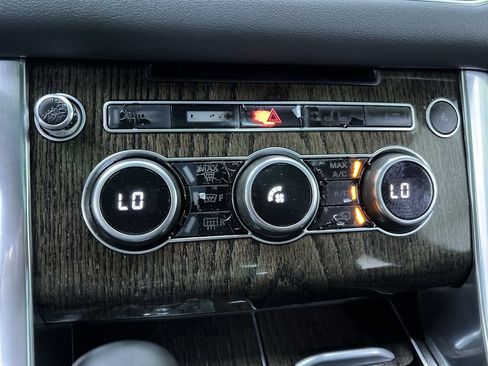 Used 2015 Land Rover Range Rover Sport HSE AWD/4WD image 24