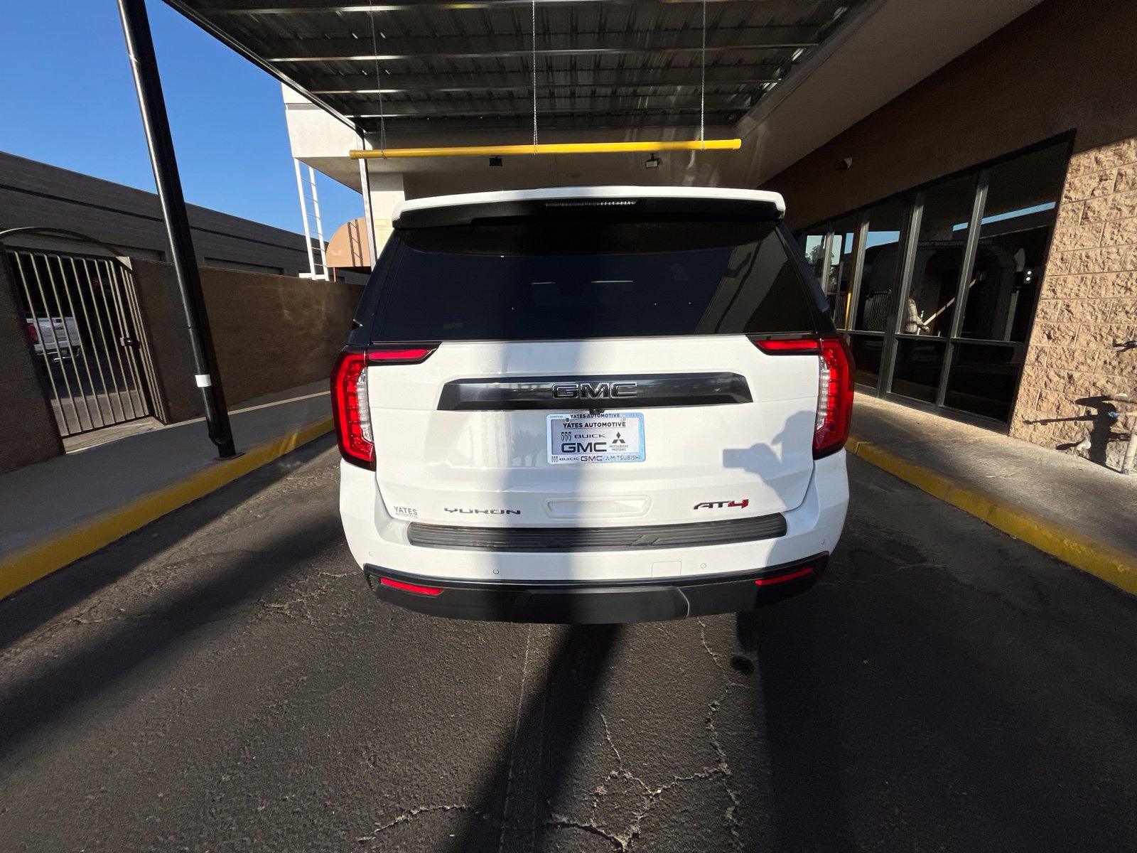 Certified 2023 GMC Yukon AT4 w/ Max Trailering Package AWD/4WD image 5