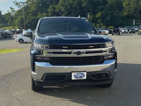 Used 2019 Chevrolet Silverado 1500 LT w/ All-Star Edition AWD/4WD image 3