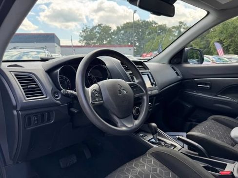 Used 2023 Mitsubishi Outlander Sport AWD image 17