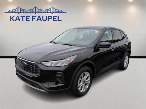 Certified 2025 Ford Escape Active AWD/4WD image 3