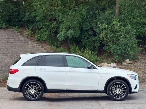 Used 2019 Mercedes-Benz GLC 43 AMG 4MATIC image 8
