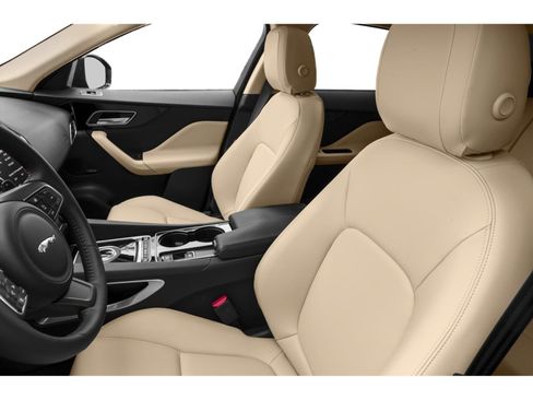 Used 2018 Jaguar F-PACE Premium image 59