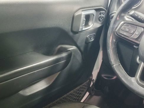 Used 2021 Jeep Wrangler Unlimited Sport image 31