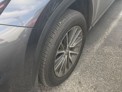 Used 2024 Lexus NX 250 FWD w/ Premium Package image 5