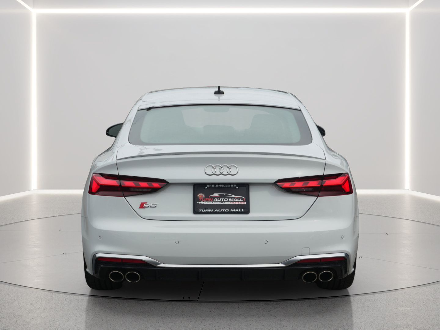 Used 2023 Audi S5 Premium Plus w/ Premium Plus Package AWD/4WD image 4