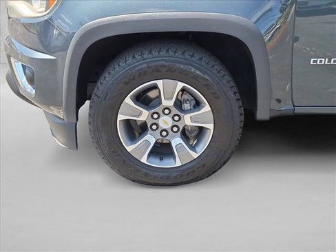 Used 2018 Chevrolet Colorado Z71 RWD image 22