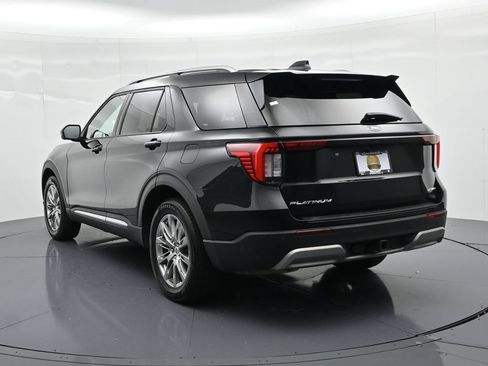 Certified 2026 Ford Explorer Platinum AWD/4WD image 8
