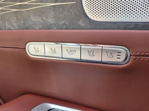 Used 2023 Genesis G90 3.5T AWD/4WD image 15