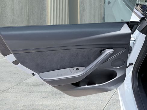 Used 2023 Tesla Model 3 Standard Range RWD image 24