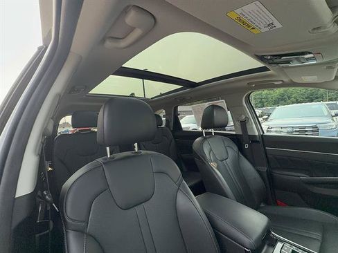 Used 2022 Kia Sorento SX AWD/4WD image 23