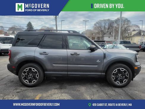 Used 2025 Ford Bronco Sport Outer Banks w/ Outer Banks Tech Package+ AWD/4WD image 7