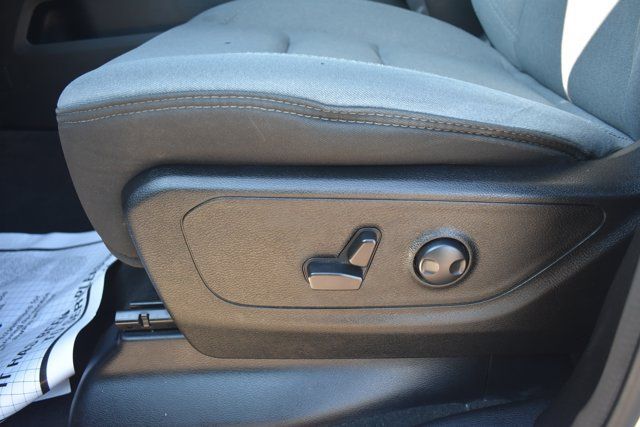 Used 2023 RAM 1500 Big Horn AWD/4WD image 16