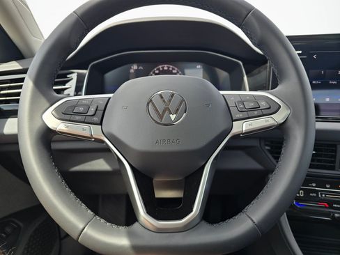 New 2026 Volkswagen Jetta SE FWD image 23