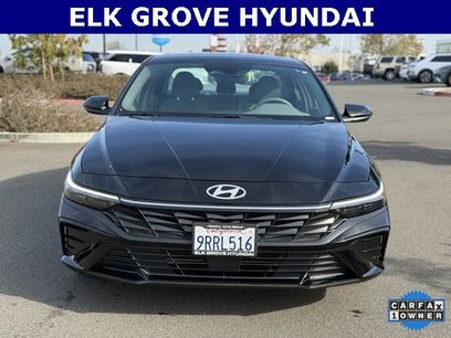 Certified 2025 Hyundai Elantra SEL